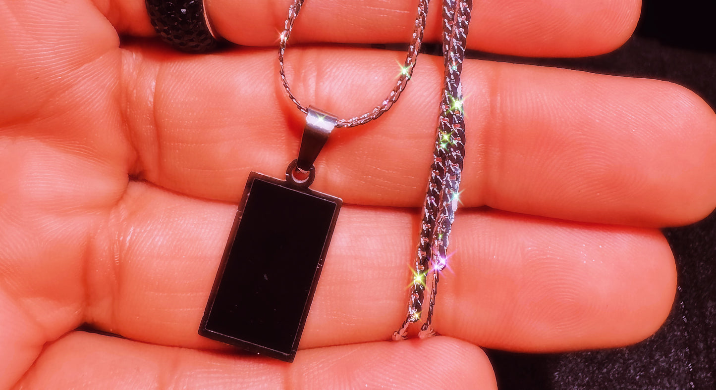 BLACK ONYX RECTANGLE PENDANT ✨⚡️